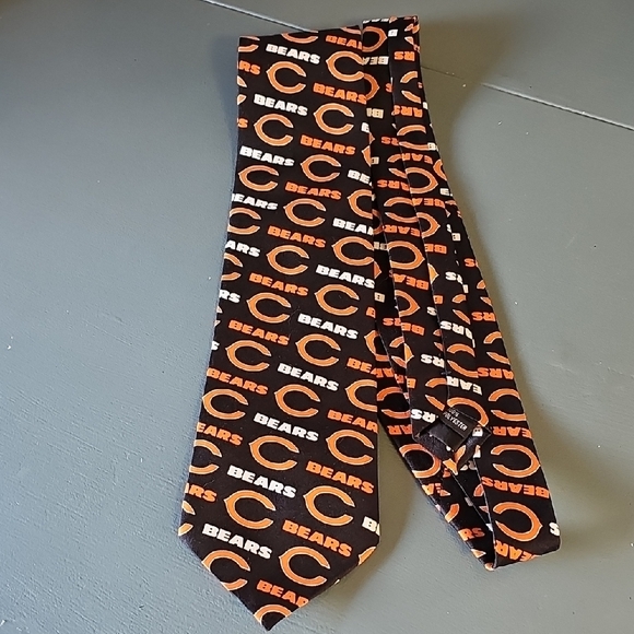 Chicogo Bears Black and Orange Men's Tie. 2000. By RALPH MARLIN - Picture 1 of 6